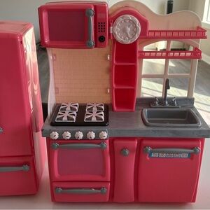 Our Generation Pink Gourmet Kitchen Set With Food